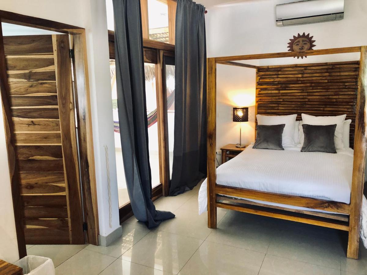 Nautilus Lodge Puerto Lopez Ngoại thất bức ảnh