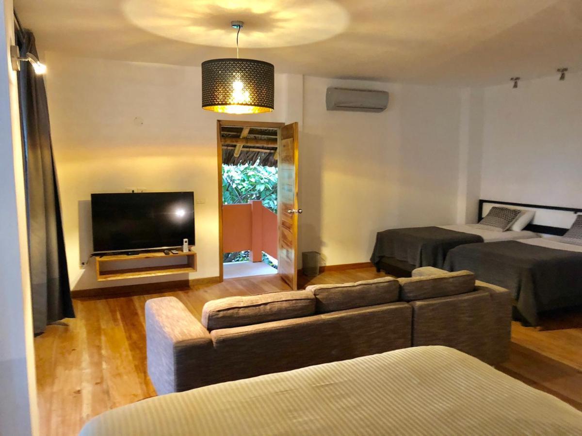 Nautilus Lodge Puerto Lopez Ngoại thất bức ảnh